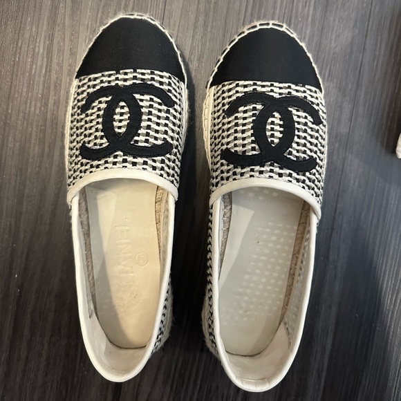 Chanel mesh & grosgrain espadrilles - Picture 1 of 8